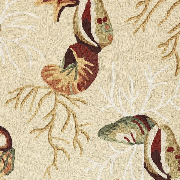 Homeroots 27 x 45 in. Polyester Beige Area Rug - 353394