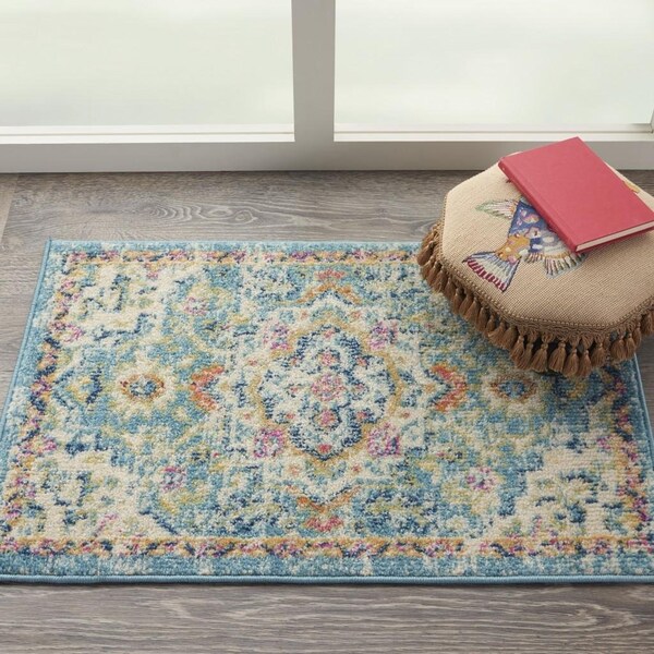Homeroots 2 x 3 ft. Light Blue & Ivory Distressed Scatter Area Rug - 385577