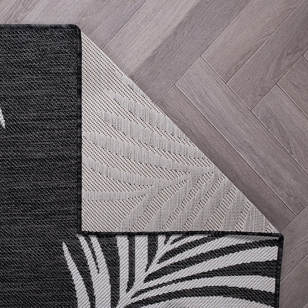 World Rug Gallery Contemporary Palm Leaves Textured Flat Weave Indoor/Outdoor Runner Rug 2'x7' Black - 111BLACK2X7