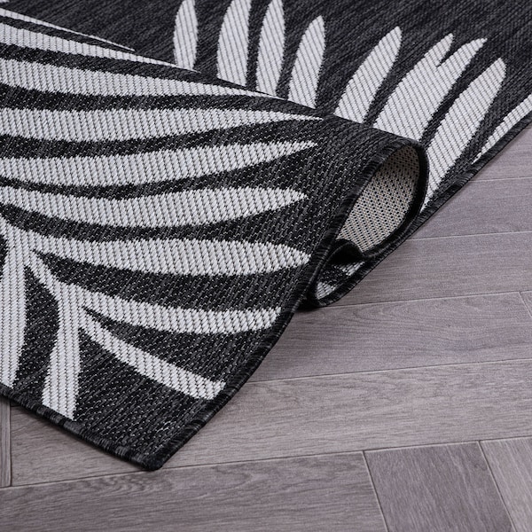 World Rug Gallery Contemporary Palm Leaves Textured Flat Weave Indoor/Outdoor Runner Rug 2'x7' Black - 111BLACK2X7