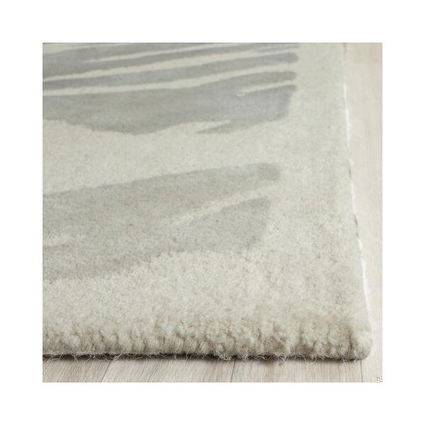 Safavieh Bella Medium Rectangle RugIvory & Grey 6 x 9 ft. - BEL128A-6