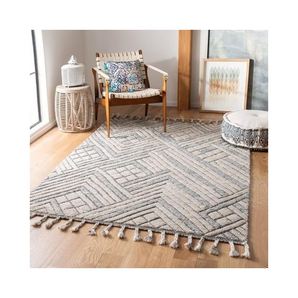 Safavieh 5 x 8 ft. Hand Knotted Bohemian Casablanca Medium Rectangle RugGrey & Ivory - CSB409A-5