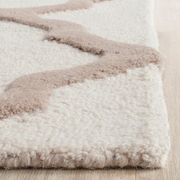 Safavieh 2 x 3 ft. Cambridge Hand Tufted Rug, Accent - Ivory and Beige - CAM121P-2
