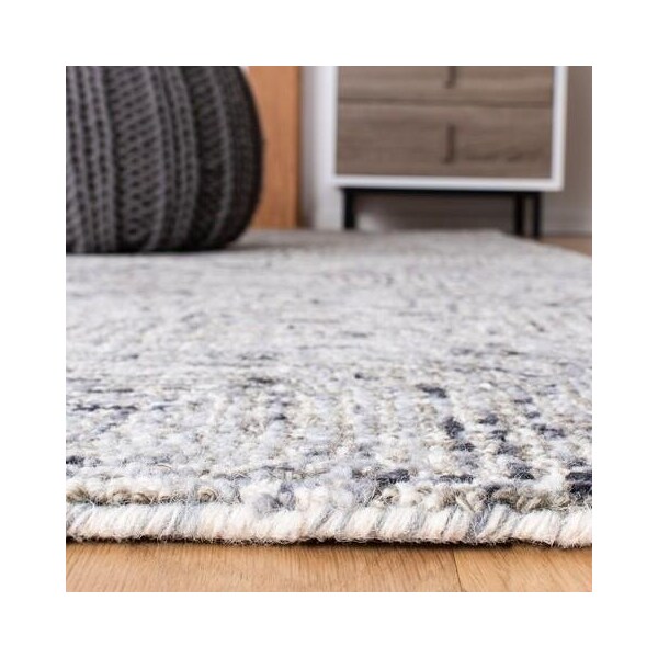 Safavieh 5 x 8 ft. Aspen Hand Tufted Rectangle RugGrey & Beige - APN286F-5