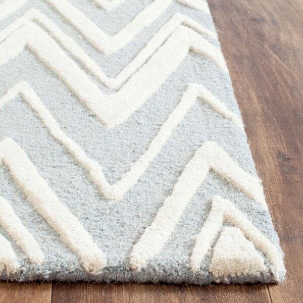 Safavieh Cambridge Hand Tufted Rectangle Rug- Blue - Ivory- 2 ft. 6 in. x 4 ft. - CAM711B-24