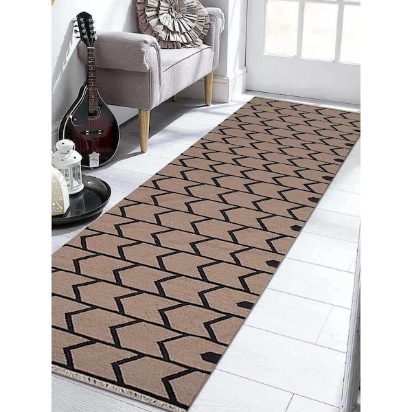 Jensendistributionservices 2 ft. 6 in. x 6 ft. Hand Woven Flat Weave Kilim Wool Contemporary Runner Rug, Cream & Charcoal - MI1550730