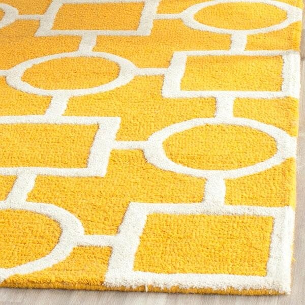 Safavieh Cambridge Small Rectangle Area Rug, Gold and Ivory - 3 x 5 ft. - CAM143Q-3