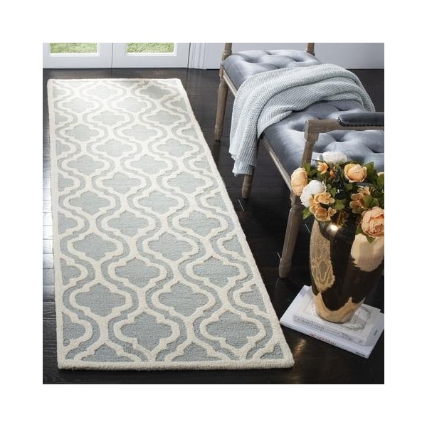 Safavieh 3 x 5 ft. Cambridge Hand Tufted Small Rectangle Area RugSpa & Ivory - CAM152A-3