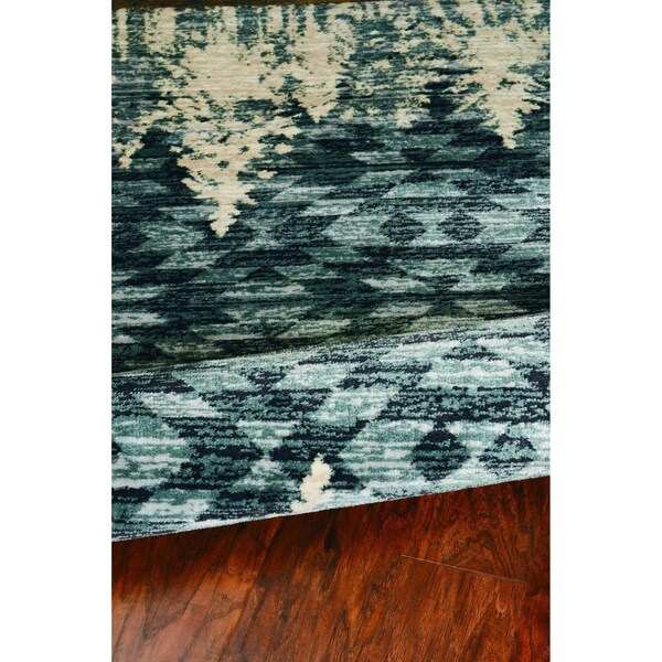Homeroots 39 x 63 in. Slate Blue Polypropylene Rug - 374417
