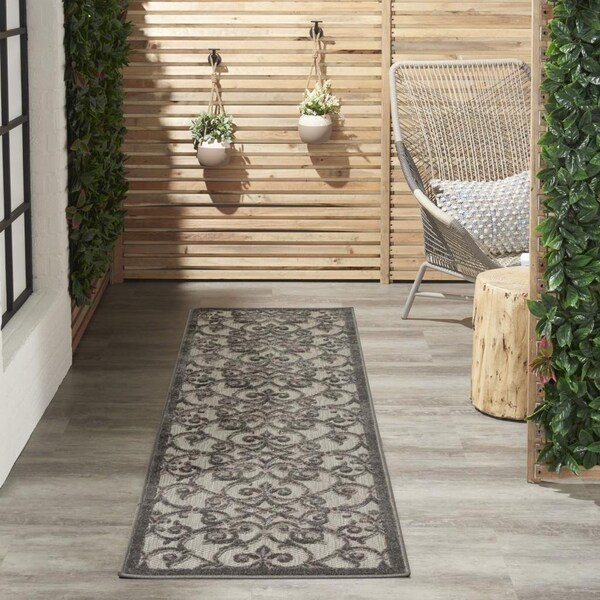 Homeroots 2 x 8 ft. Gray & Charcoal Indoor & Outdoor Runner Rug - 385011