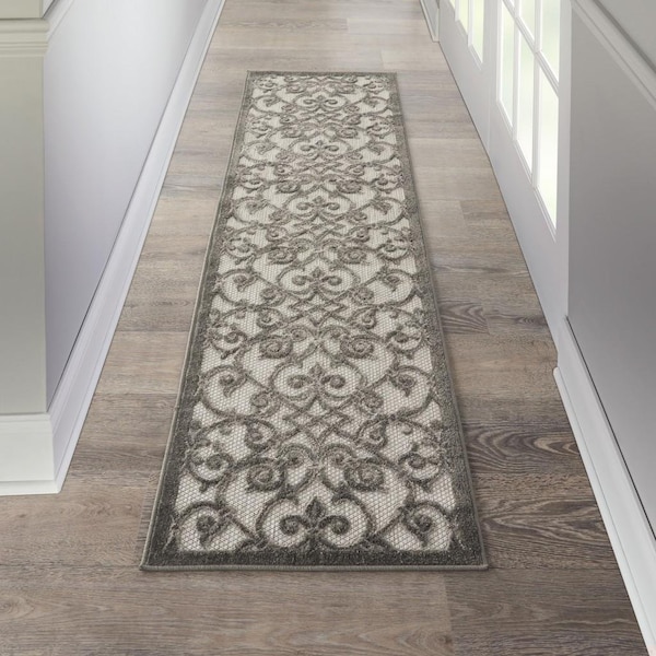 Homeroots 2 x 8 ft. Gray & Charcoal Indoor & Outdoor Runner Rug - 385011