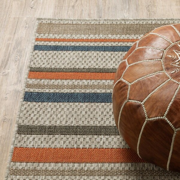 Homeroots 3 x 5 ft. Gray & Blue Geometric Indoor & Outdoor Area Rug - 388354