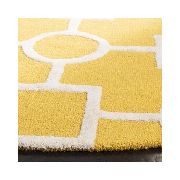 Safavieh Cambridge Medium Rectangle Area RugGold & Ivory 5 x 8 ft. - CAM143Q-5