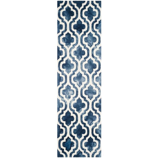 Safavieh Dip Dye Runner Rug, Navy and Ivory - 2 ft. 3 in. x 6 ft. - DDY537N-26