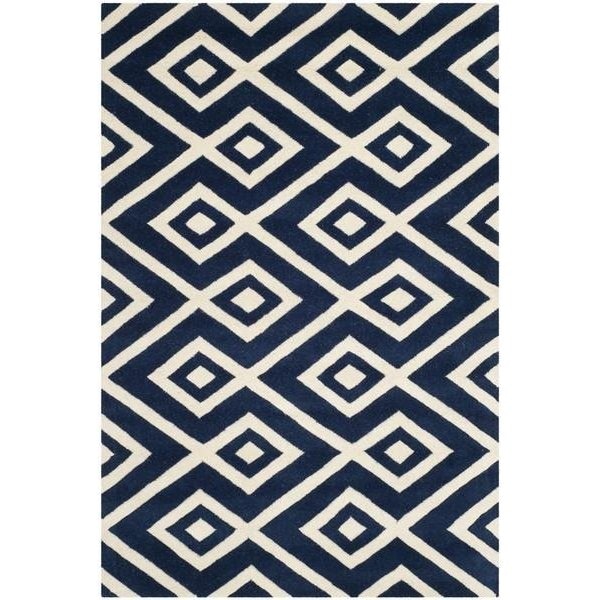 Safavieh 7 x 7 ft. Chatham Hand Tufted Round Area RugDark Blue & Ivory - CHT742C-7R