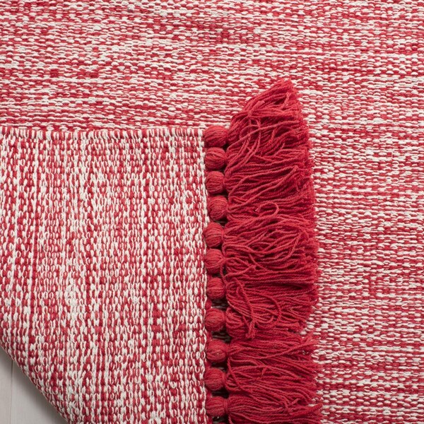 Safavieh Montauk Runner Rug, Red - 2 ft.-3 in. x 7 ft. - MTK610N-27