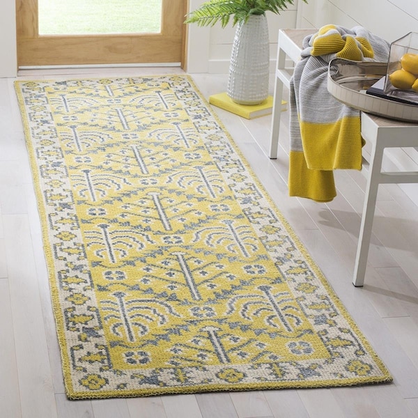 Safavieh Stone Wash Runner Rug, Yellow - 2 ft. 6 in. x 8 ft. - STW213A-28