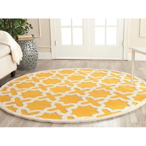 Safavieh Cambridge Hand Tufted Round Rug- Gold - Ivory- 4 x 4 ft. - CAM125Q-4R