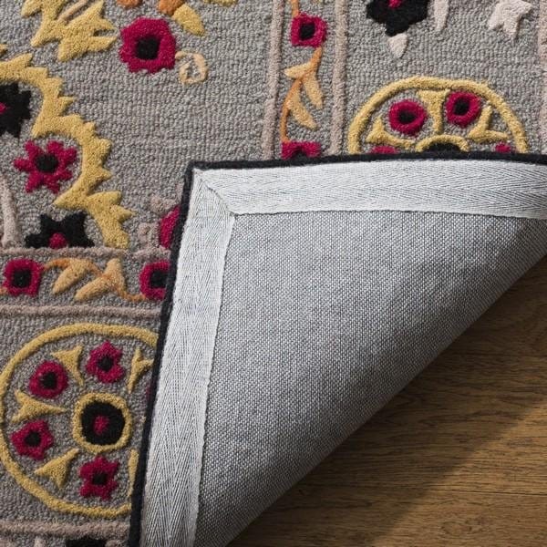 Safavieh Bellagio Hand Tufted Accent Rug, Light Grey and Black - 2 x 3 ft. - BLG628A-2