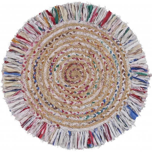 Homeroots 42 x 42 in. Bleached Multi Colored Chindi & Natural Jute Fringed Round Rug - 394187