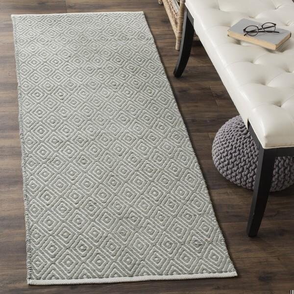 Safavieh 6 x 9 ft. Medium Rectangle Boston Tufted Rug, Grey - BOS682E-6