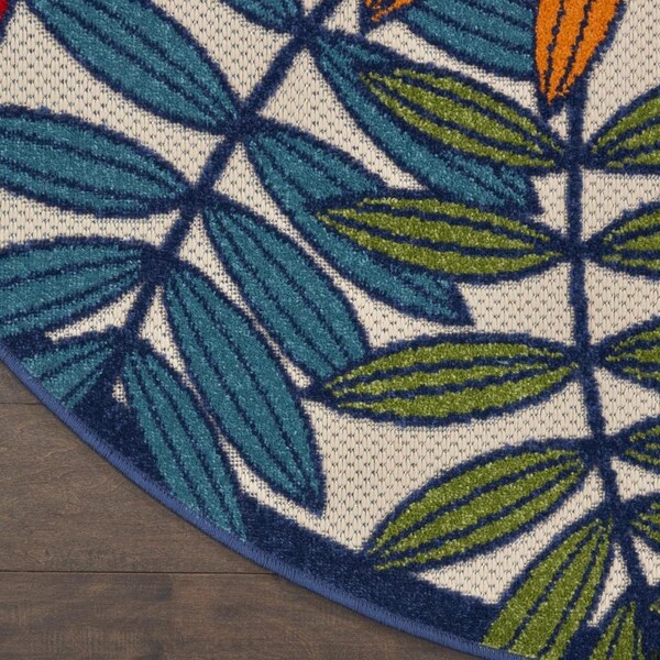 Homeroots 5 ft. Round Multi Color Leaves Indoor & Outdoor Area Rug - 384944