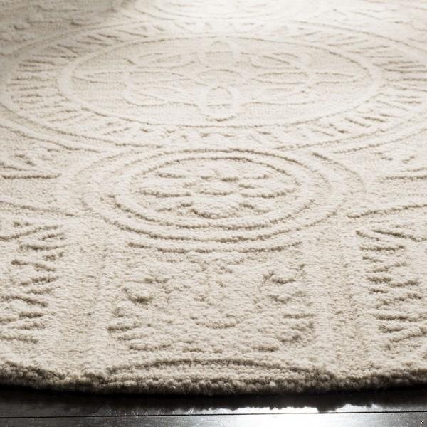 Safavieh Blossom Hand Tufted Large Rectangle RugLight Grey & Ivory 8 x 10 ft. - BLM109F-8