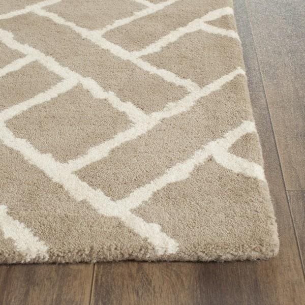 Safavieh Chatham Hand Tufted Runner Rug, Beige and Ivory - 2 ft.-3 in. x 7 ft. - CHT757H-27