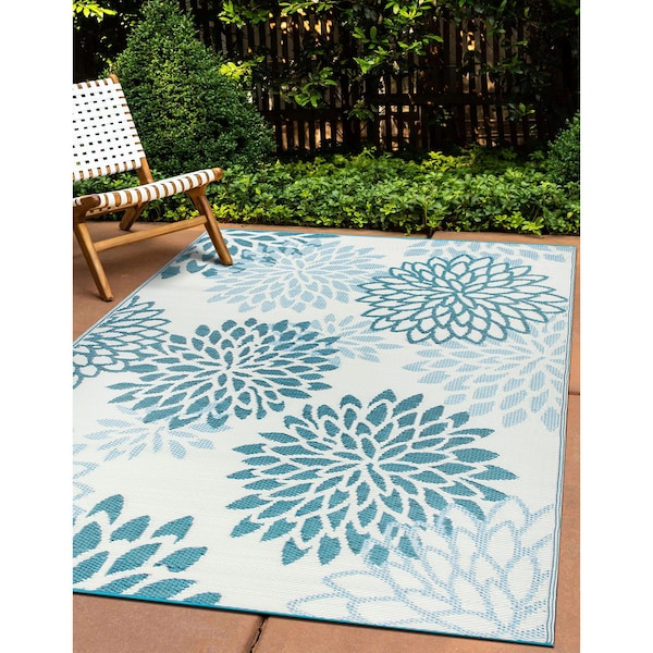 World Rug Gallery Modern Floral Aloha Reversible Recycled Plastic 5' X 7' Blue Outdoor Rug - 6069BLUE5X7