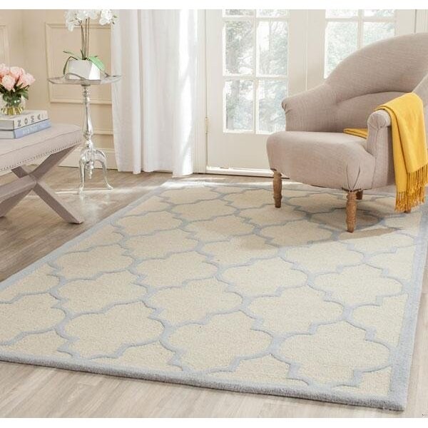 Safavieh Cambridge Hand Tufted Runner RugIvory & Light Blue 2 ft.-6 in. x 8 ft. - CAM134F-28