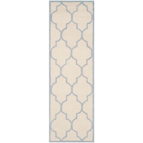 Safavieh Cambridge Hand Tufted Runner RugIvory & Light Blue 2 ft.-6 in. x 8 ft. - CAM134F-28