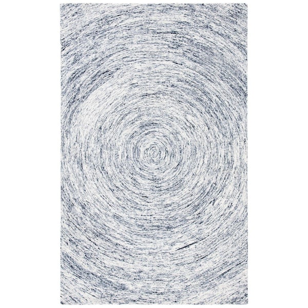 Safavieh 6 x 9 ft. Ikat Contemporary Rectangle Hand Tufted Rug, Silver & Grey - IKT633G-6