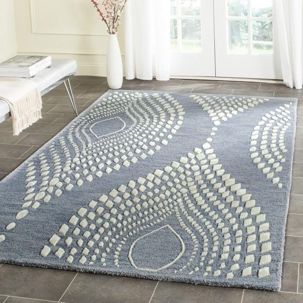 Safavieh Bella Round RugBlue & Ivory 5 x 5 ft. - BEL126A-5R