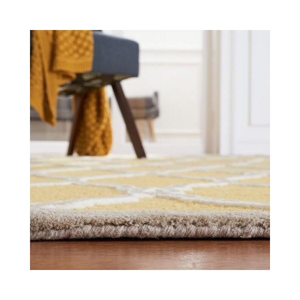 Safavieh Cambridge Hand Tufted Small Rectangle Rug- Gold - Ivory- 4 x 6 ft. - CAM352Q-4