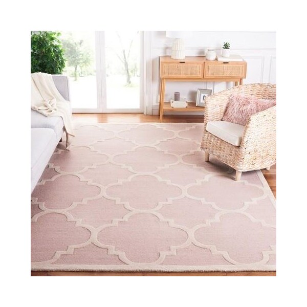 Safavieh Cambridge Accent Rugs, Light Pink and Ivory - 2 ft.-6 in. x 4 ft. - CAM140M-24
