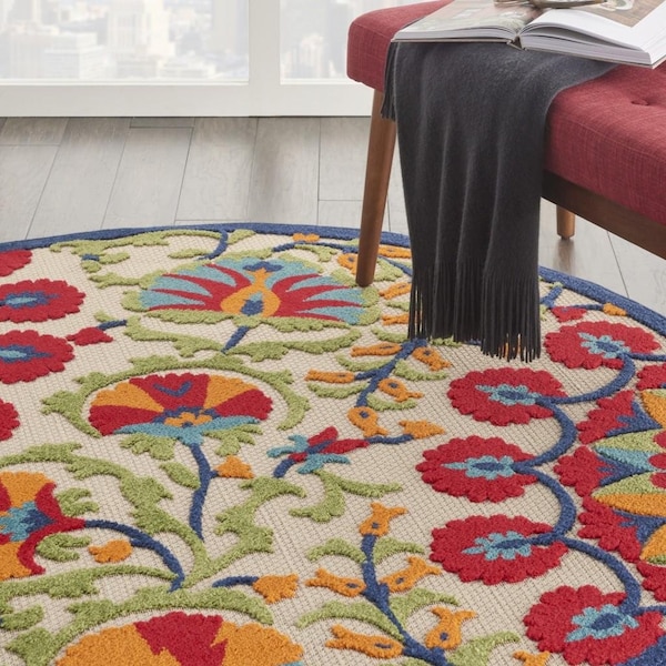 Homeroots 4 ft. Round Red & Multi Color Indoor & Outdoor Area Rug - 384998