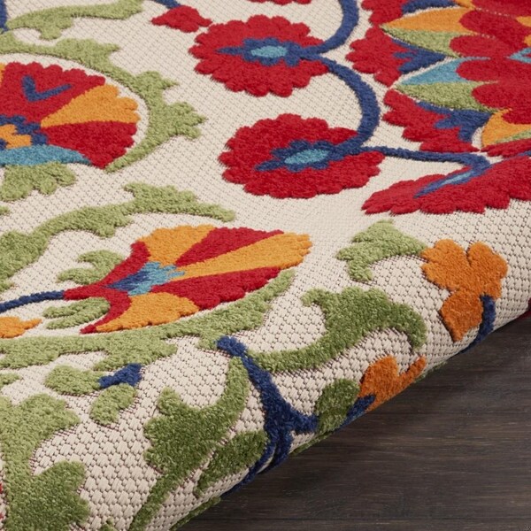 Homeroots 4 ft. Round Red & Multi Color Indoor & Outdoor Area Rug - 384998