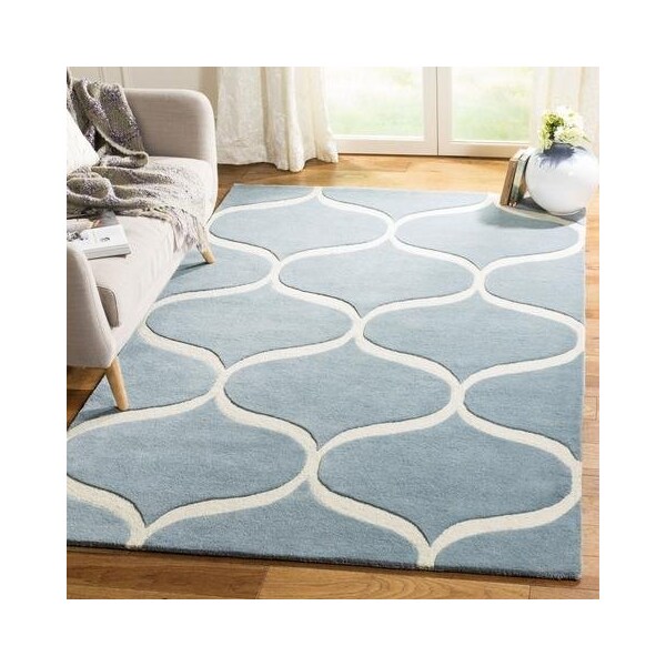 Safavieh Cambridge Accent Area Rug, Light Blue and Ivory - 2 x 3 ft. - CAM730B-2