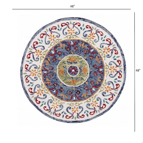 Homeroots 4 ft. Round Blue & White Ornate Medallion Area Rug - 396206