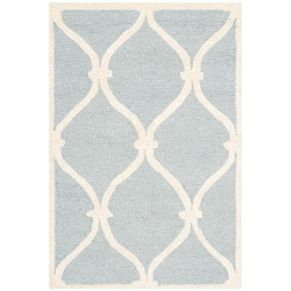 Safavieh Cambridge Hand Tufted Rectangle RugBlue & Ivory 4 x 6 ft. - CAM710B-4