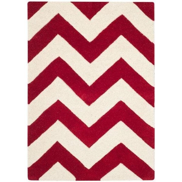 Safavieh Chatham Hand Tufted Accent Rug- Red - Ivory- 2 x 3 ft. - CHT715G-2