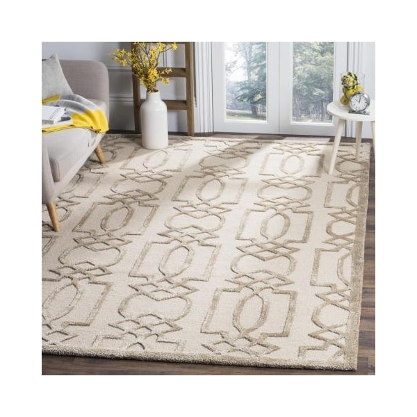 Safavieh Bella Hand Tufted Rectangle Rug, Sand and Brown - 4 x 6 ft. - BEL138A-4