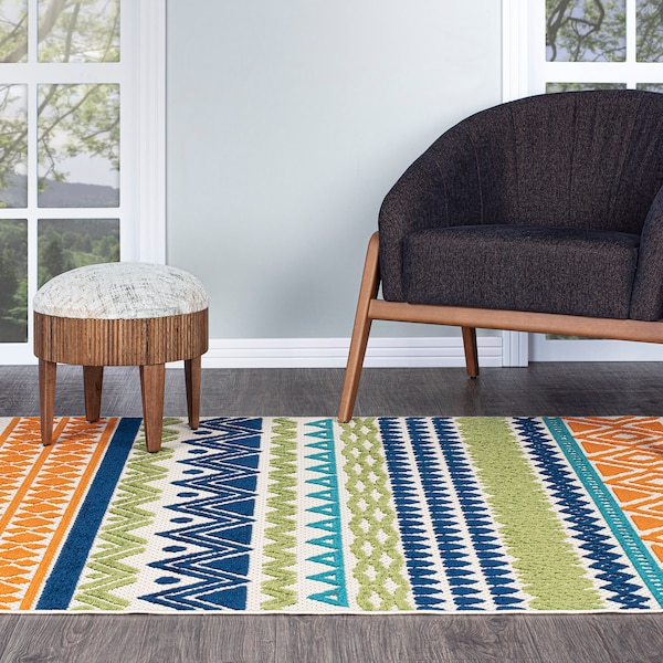 World Rug Gallery Palm Floral Leaves Indoor/Outdoor Runner Rug 2'x7' Gray Runner Rug - 5557MULTI2X7