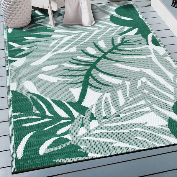 World Rug Gallery Tropical Leaf Reversible Recycled Plastic 3' X 5' Green Outdoor Rug - 6066GREEN3X5