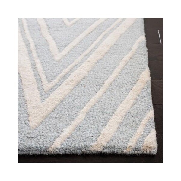 Safavieh Cambridge Hand Tufted Rectangle Rug- Grey - Ivory- 2 ft. 6 in. x 12 ft. - CAM711G-212