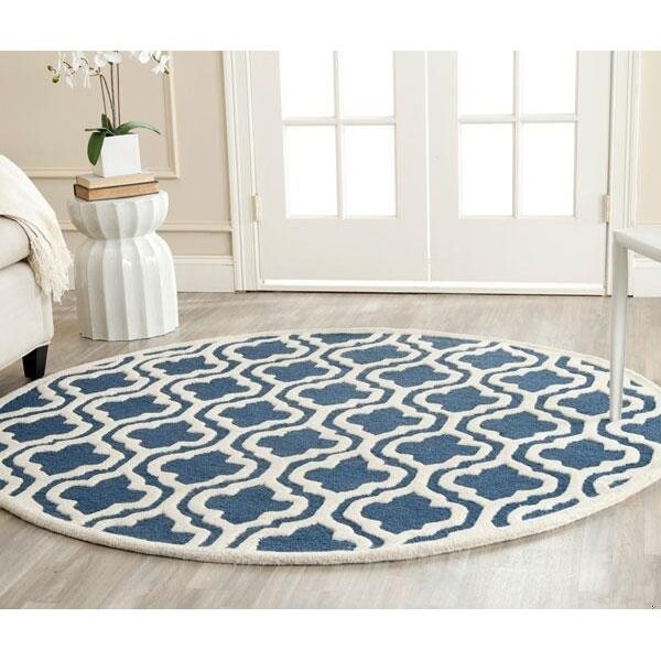 Safavieh Cambridge Hand Tufted Round Rug- Navy - Ivory- 4 x 4 ft. - CAM132G-4R