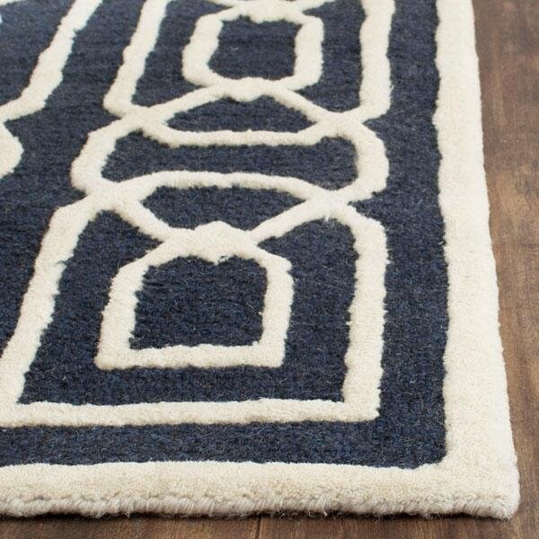 Safavieh Cambridge Small Rectangle Rugs, Navy and Ivory - 4 x 6 ft. - CAM570M-4