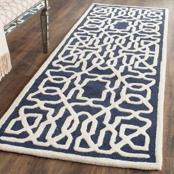 Safavieh Cambridge Small Rectangle Rugs, Navy and Ivory - 4 x 6 ft. - CAM570M-4