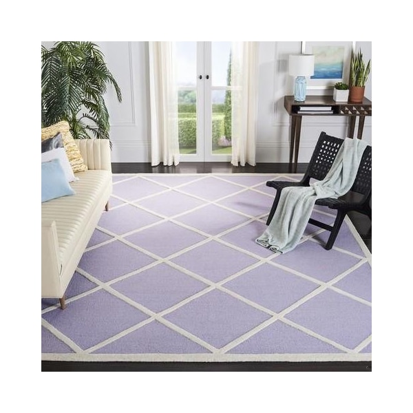Safavieh Cambridge Hand Tufted Runner RugLavander & Ivory 2 ft.6 in. x 8 ft. - CAM136C-28