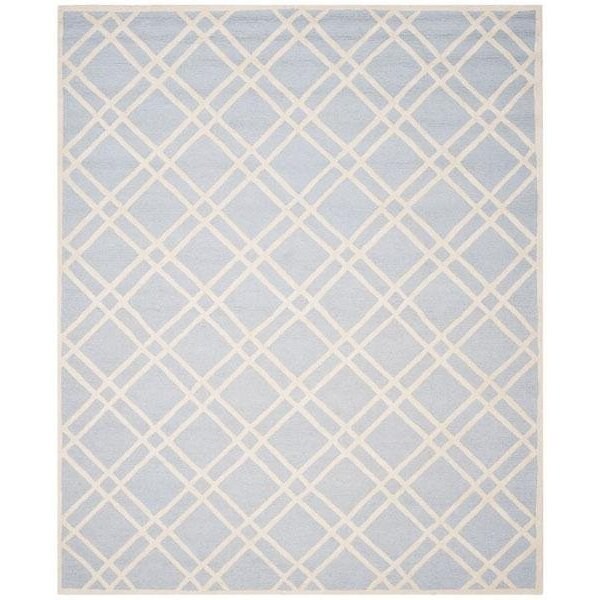 Safavieh Cambridge Accent Hand Tufted Rug, Light Blue and Ivory - 2 ft.-6 in. x 4 ft. - CAM142A-24